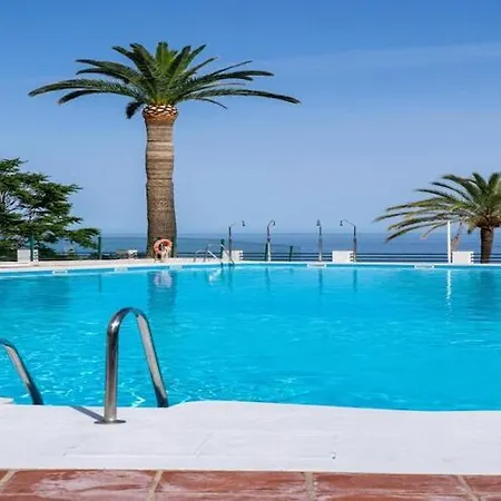Apartment Modern With Terrace, Sea Views *