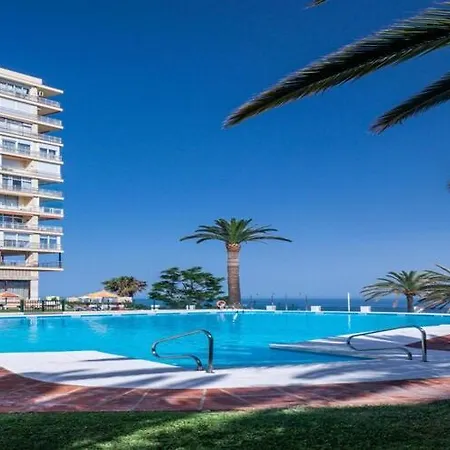 Apartment Modern With Terrace, Sea Views *